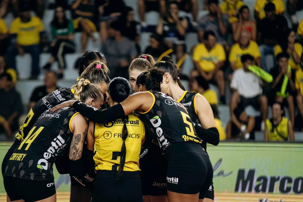 O que ele mudou no futebol depois O 3x0 que o Praia Clube aplicou no Marin