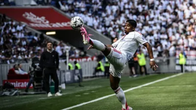 Matheus Cunha poupado pelo United aquece a maior briga da Copa