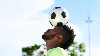 Como funciona o sistema de transferências no futebol europeu