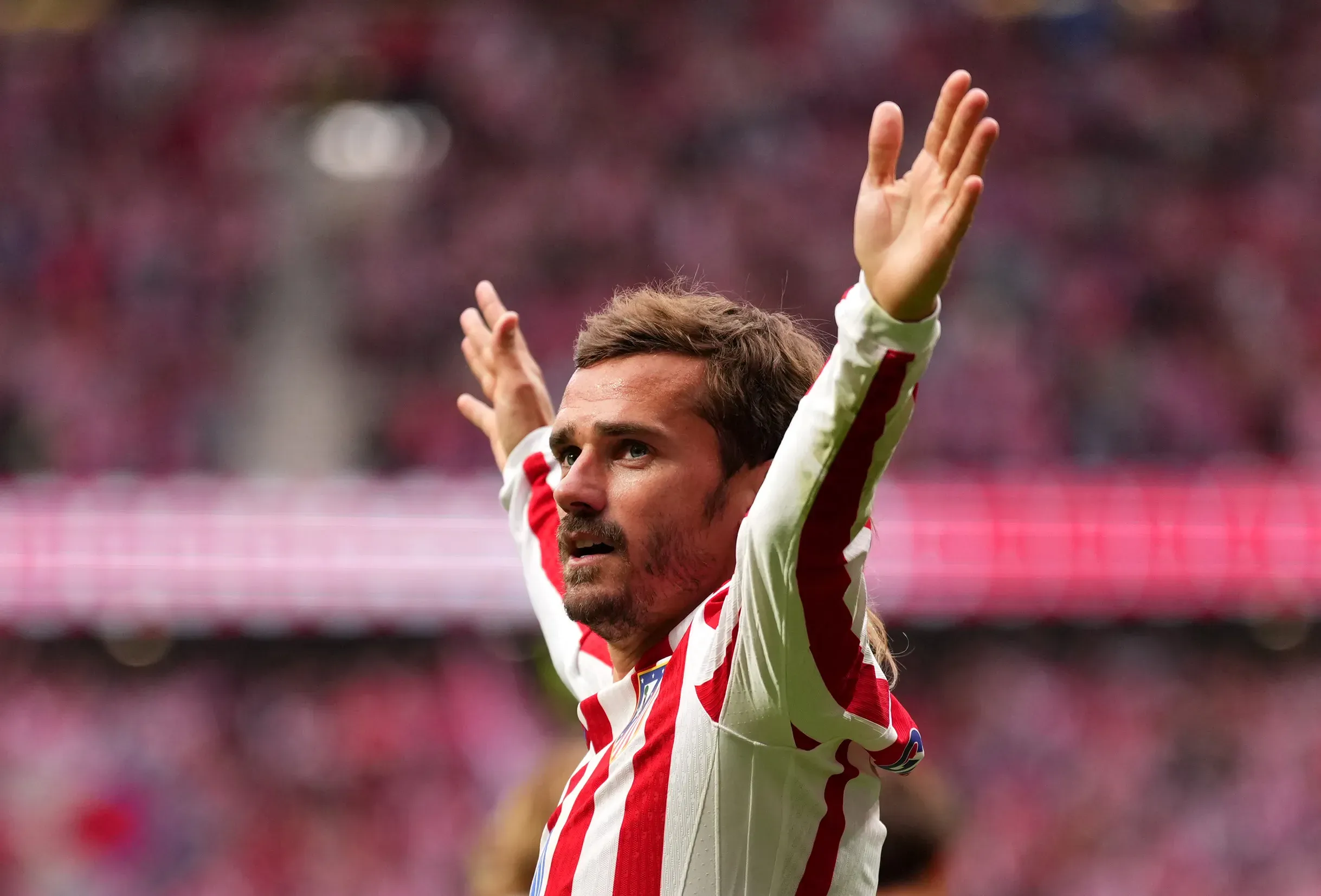 Quem está envolvido Griezmann quer a Champions como última d