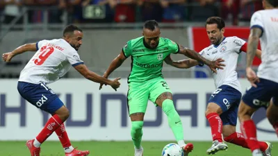 Pedro marca, Ancelotti anota e a corrida pela Copa vira sprint final