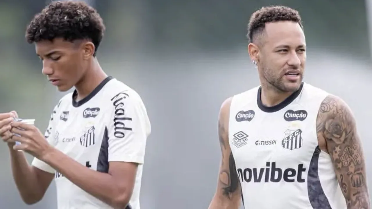 Neymar e Robinho Jr. durante treino no CT Rei Pelé do Santos em maio de 2026