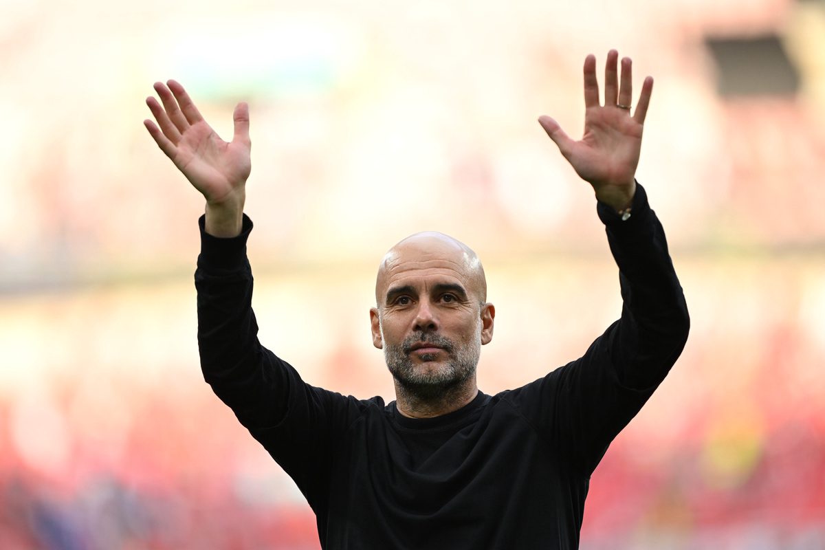 O esquema que ele sempre busca rodar Guardiola e o sistema que nenhum adversá