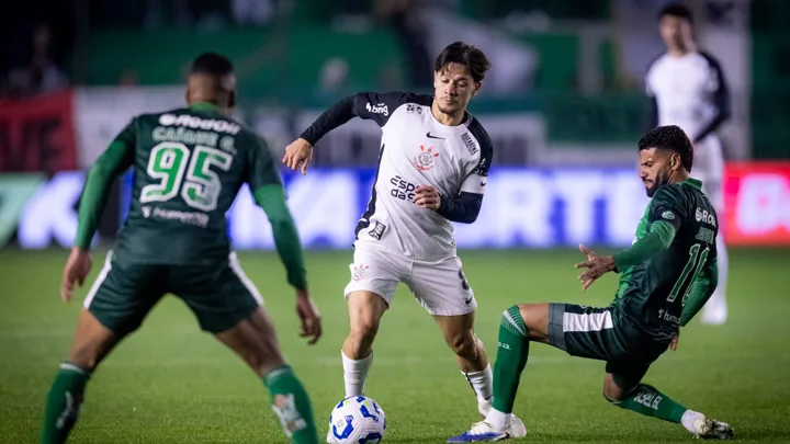 Quadra do Ginásio Wlamir Marques durante partida do NBB entre Corinthians Paulista e Caxias do Sul em abril de 2025