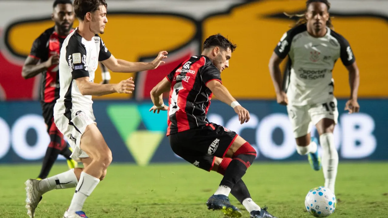 Quadra do Ginásio Wlamir Marques durante partida do NBB entre Corinthians e Brasília em novembro de 2024