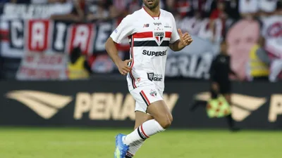 O tendão que rompeu mais do que um músculo no São Paulo