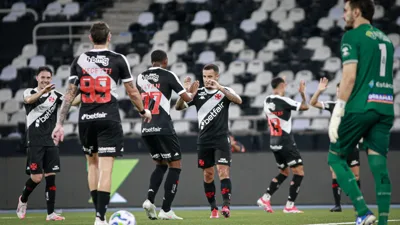 Academia Puerto Cabello goleia Cienciano por 3 a 0 e Gustavo Gonzalez comanda a noite