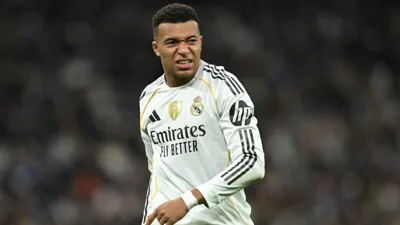 A petição tem 1,7 milhão de nomes e Mbappé ainda vai jogar no Camp Nou