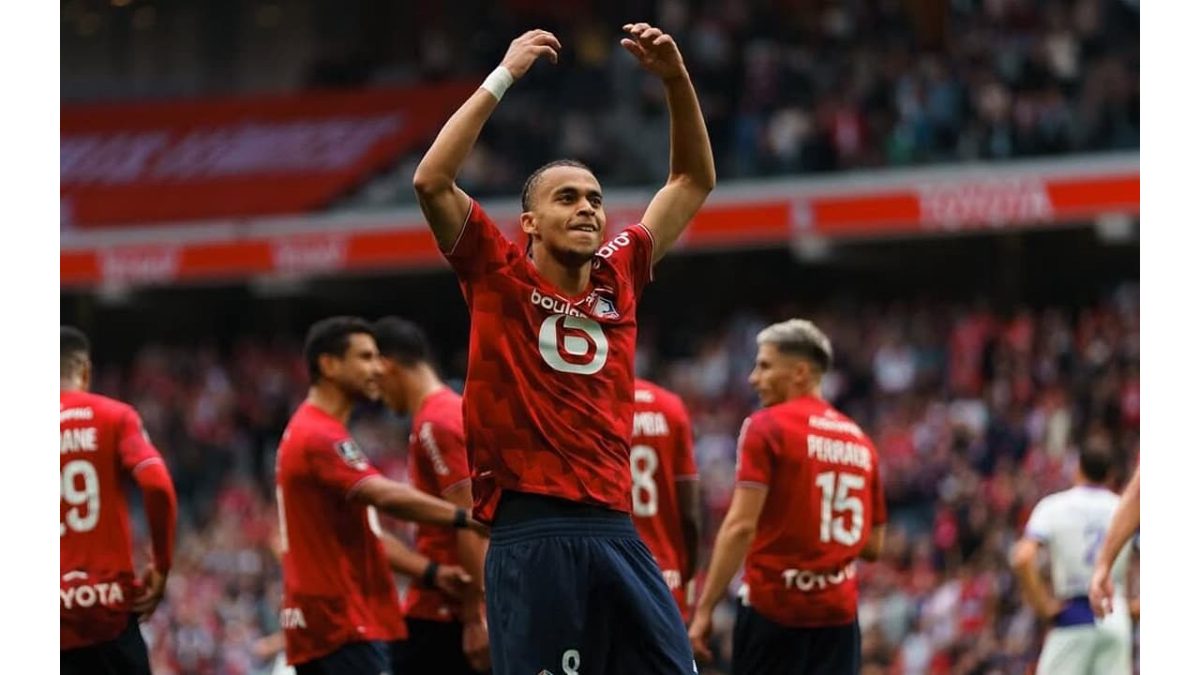 O que acumulou antes do treino de 24 de abril Oito milhões de assinaturas e Mbap