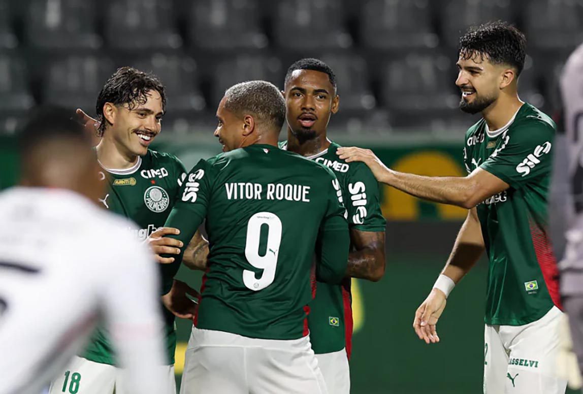 Por que o Flamengo consegue ditar as regras que os outros assinam Quem asfixia q