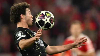A mão de João Neves que todo mundo viu mas a regra não pune