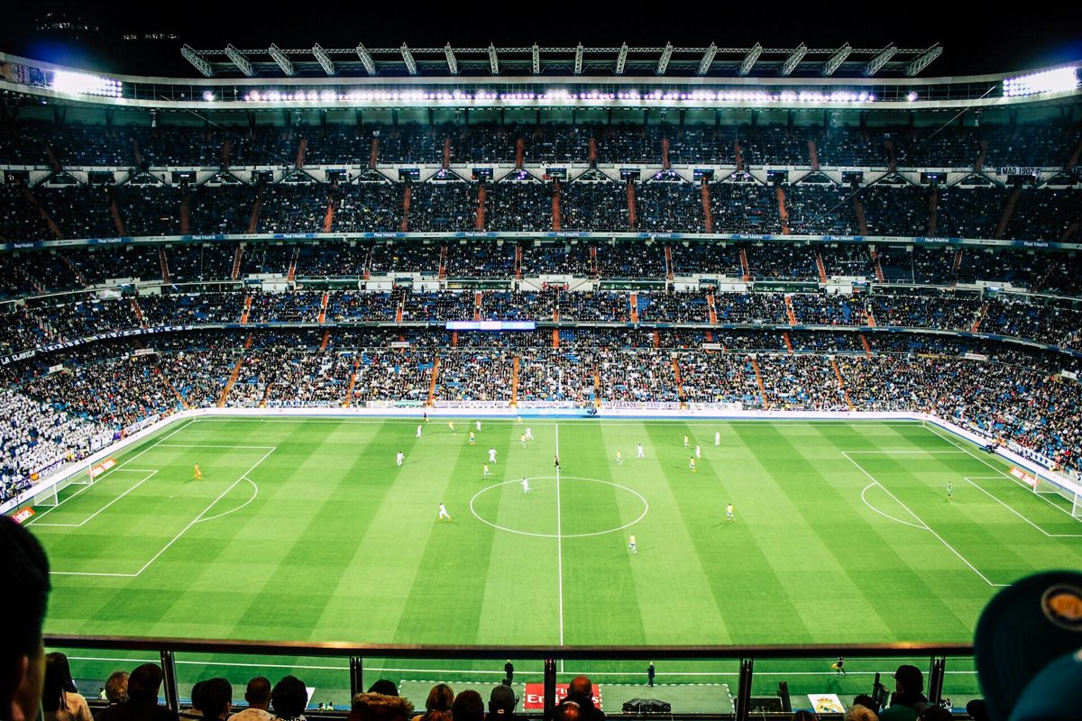 A pergunta básica que todo torcedor faz 3-5-2 no futebol