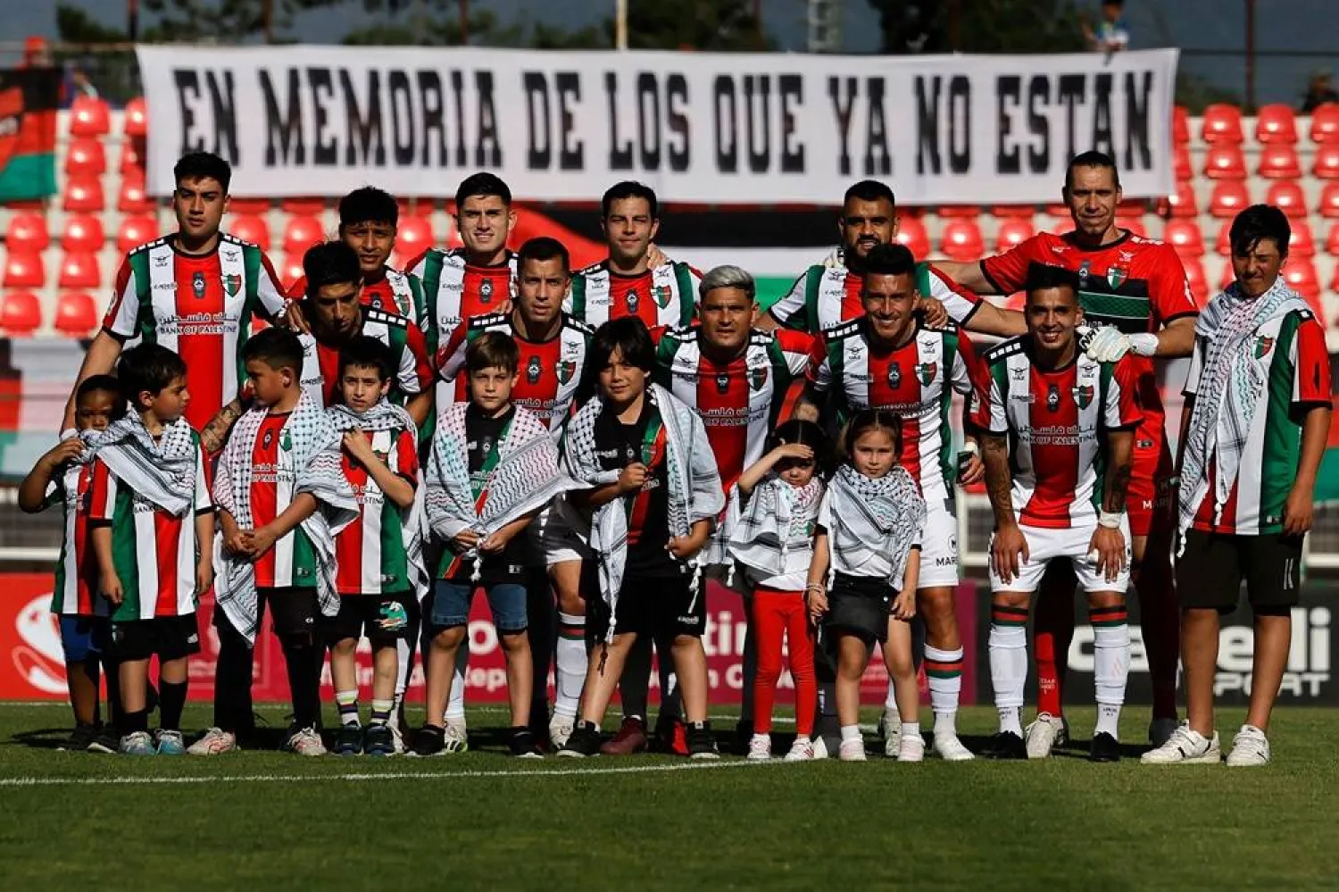 Como o jogo chegou até esse instante Palestino segura o Torque no Centenário