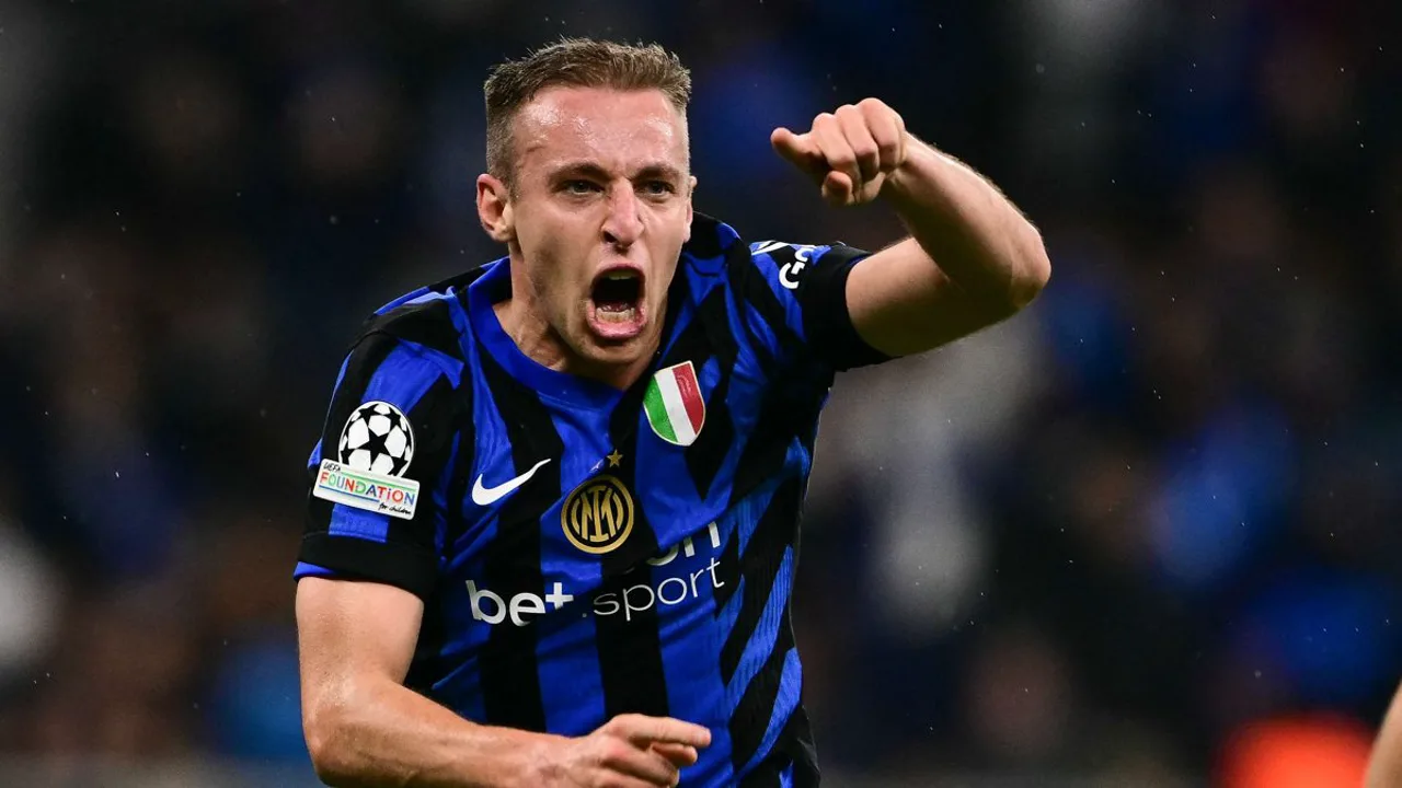 D. Frattesi, meia da Inter de camisa 16, em ação durante partida da Champions League 2025/2026