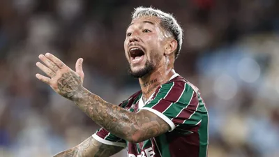 Zubeldía coloca Lucho Acosta no time titular e aposta tudo em Mendoza
