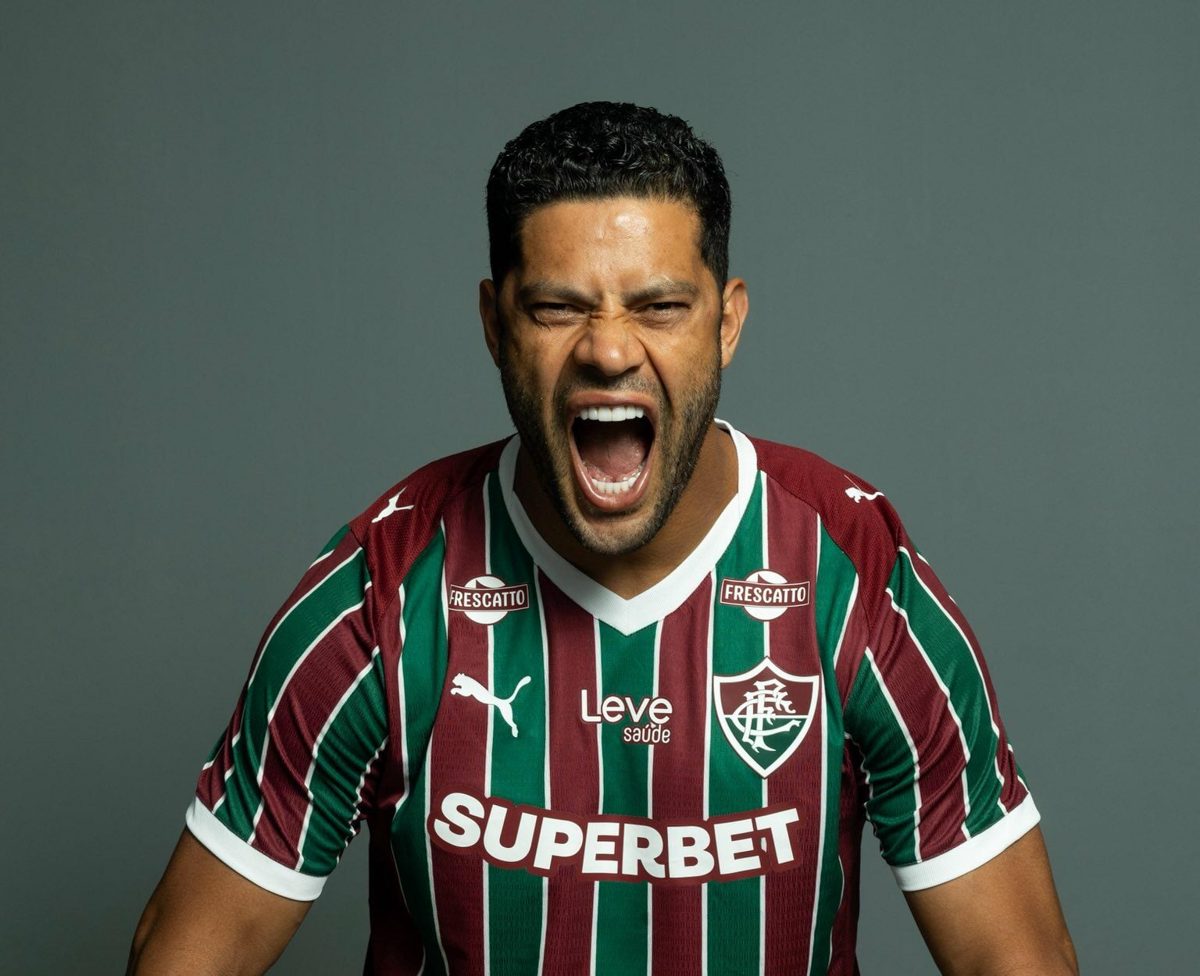 Hulk no Fluminense e o que ele declarou na chegada ao clube Hulk assina pelo Flu