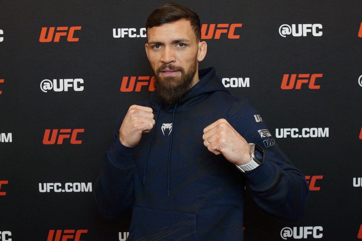 O momento em que Chimaev ignorou a própria promessa no palco do UFC 328 O chute