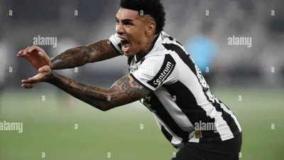 O Botafogo campeão que não consegue pagar quem contratou para ser campeão