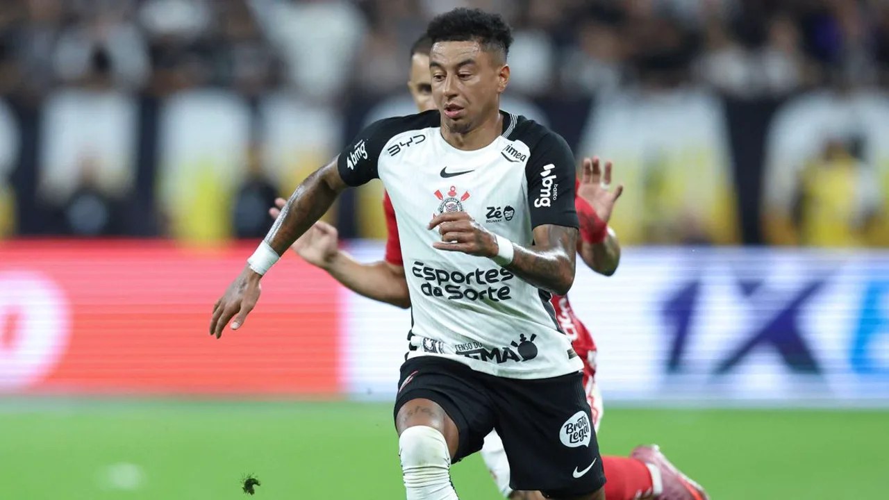 Jogadores do Corinthians comemorando classificação às oitavas da Libertadores 2026
