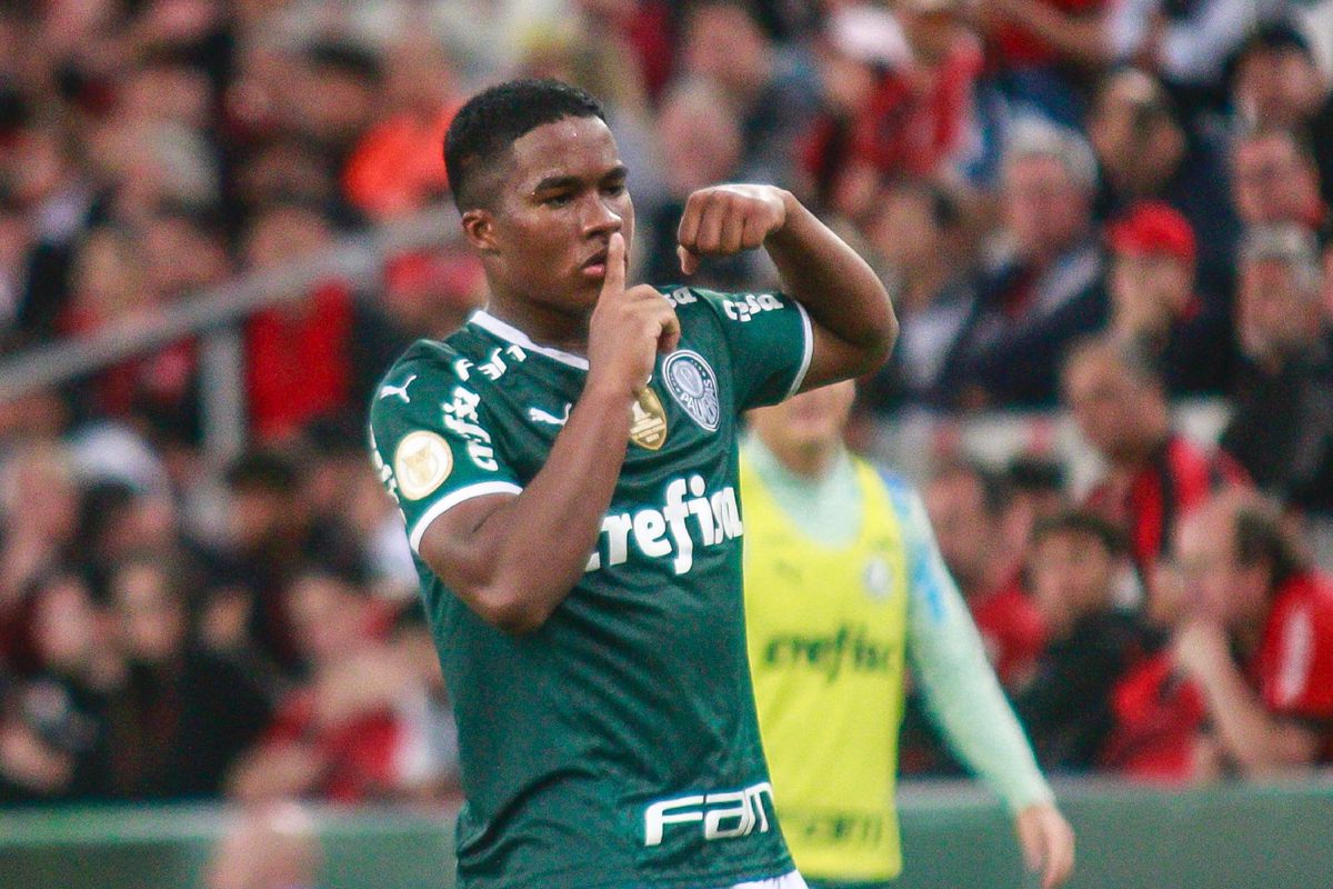O que Endrick entende que a torcida ainda não aceita Endrick pede humildade e de