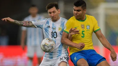 Messi, Ronaldinho e Casillas falam e Neymar vira o centro do mundo