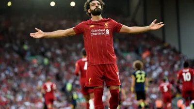 Salah e Murphy na ponta-direita: quem vale mais em cada janela de tempo