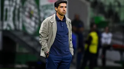 Quanto pode custar o dedo do meio de Abel Ferreira à Conmebol