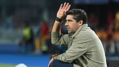 Abel Ferreira pode ser suspenso pela Conmebol por gesto contra Flaco López