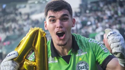 Pedro Morisco e a sequência que colocou um goleiro de 22 anos no topo do mundo