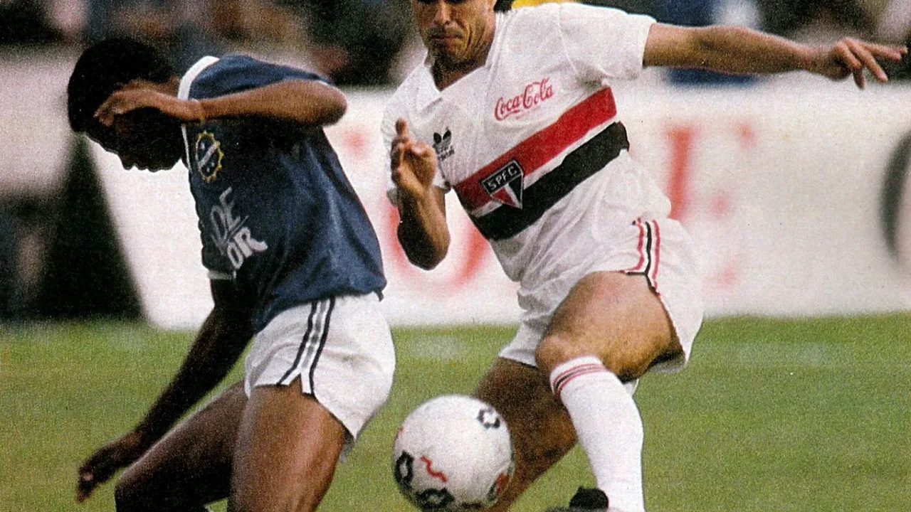Quadra do Ginásio do Morumbi durante partida de basquete entre São Paulo e São José em janeiro de 2025