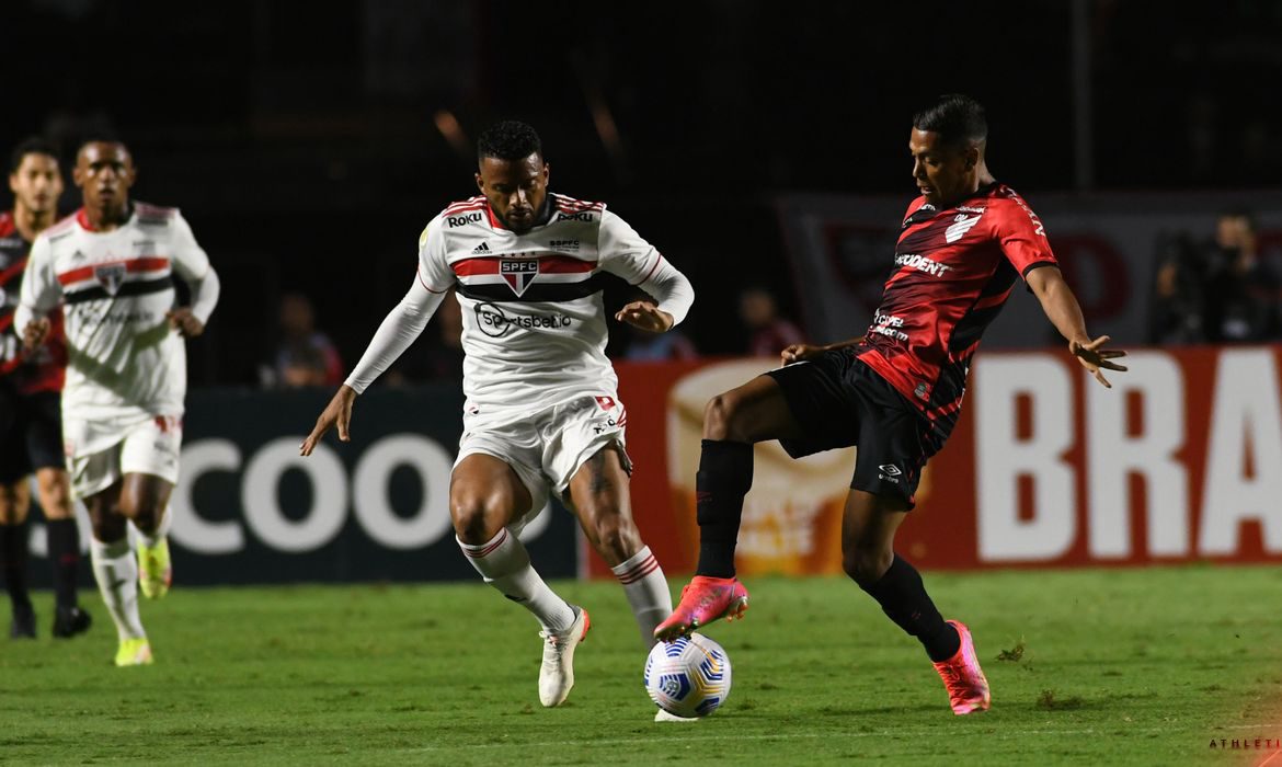 Os esquemas que se enfrentaram Há um ano, São José derrubou o Tricolor