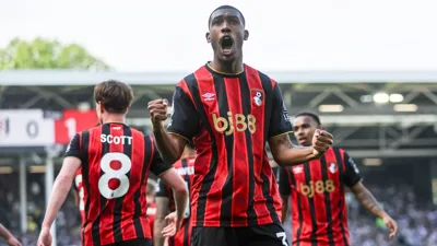 O garoto que o Vasco deixou ir embora agora decide jogos na Premier League