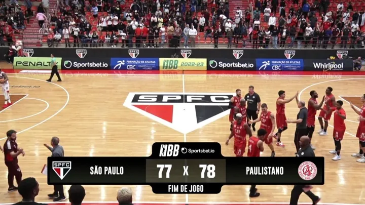 Ginásio do Morumbi durante partida de basquete entre São Paulo e Paulistano em outubro de 2024