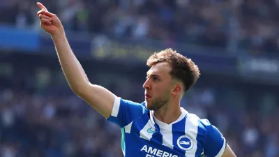 Brighton massacra Wolverhampton em 5 minutos e vence por 2 a 0 no Amex