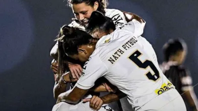 Sete jogos de espera e dois gols no Rio para Santos feminino respirar