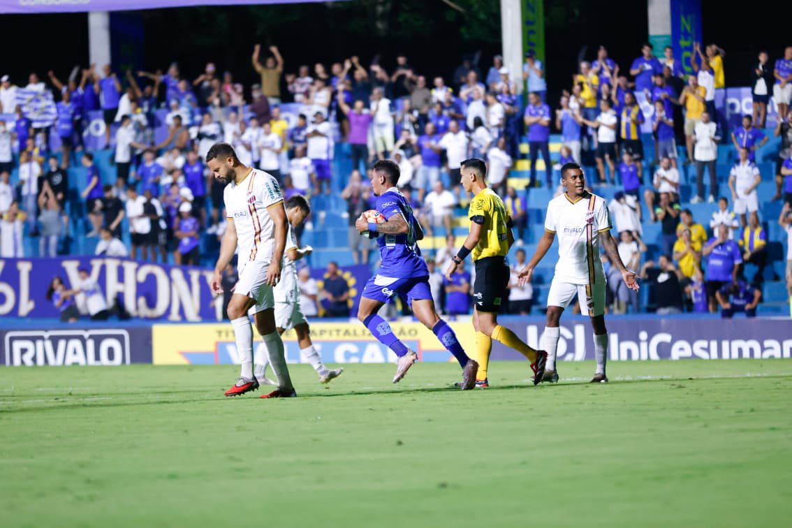 Por que esse jogo entrou para a história Há um ano, São José e Vasco escreveram