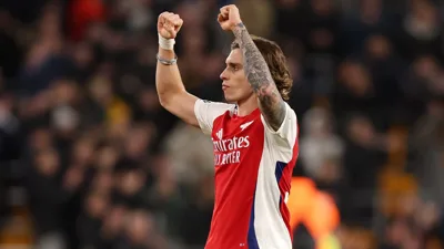 Arsenal empata sem gols com West Ham e mantém pressão na Premier League