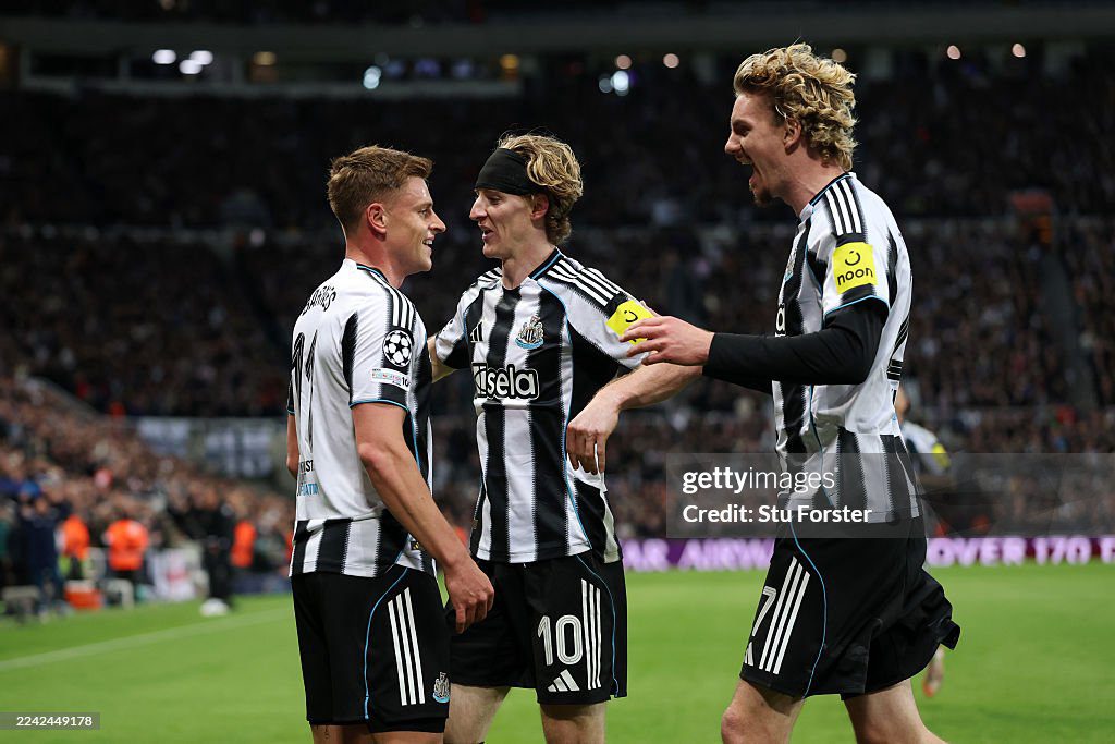 O herói da partida Harvey Barnes decide e Newcastle vence o