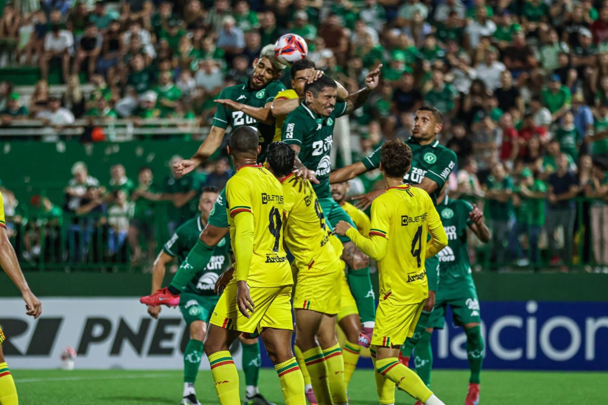 Sob a lente do treinador Higor Meritão e os 35 jogos que um meia