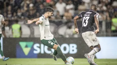 A mão de Flaco López que parou o Palmeiras no Mangueirão