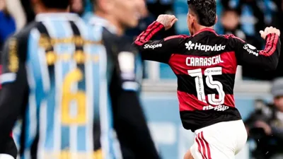 Não é problema novo, mas o Flamengo de nunca esteve tão exposto pelo alto