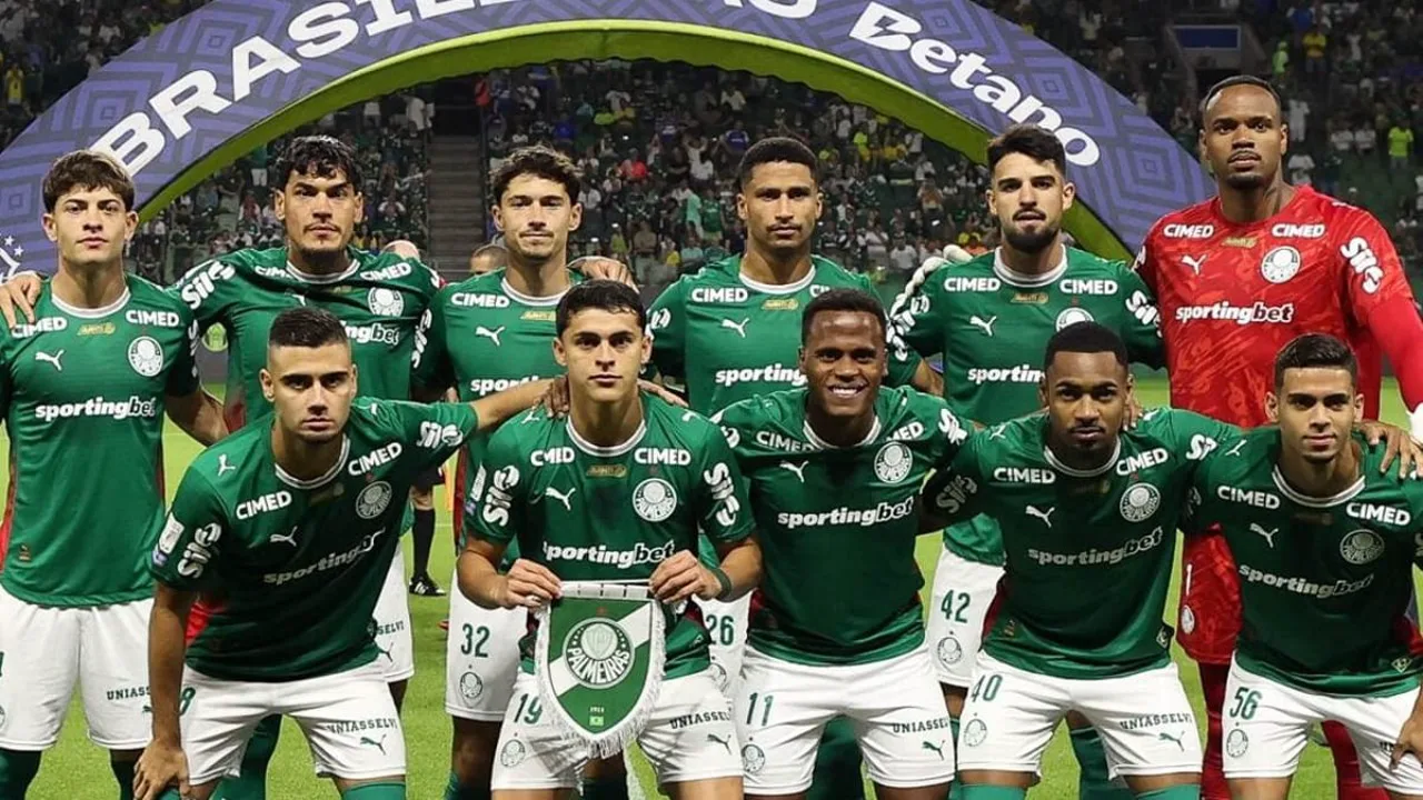 Carlos Miguel faz defesa importante pelo Palmeiras contra o Remo no Mangueirão pelo Brasileirão 2026