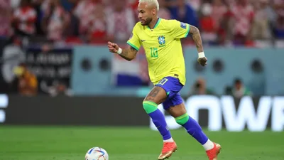 Neymar marca, Neto grita e a Copa do Mundo começa a cobrar resposta