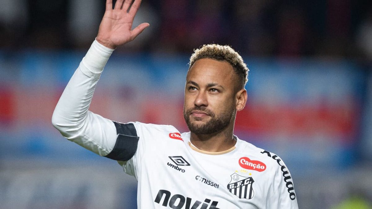 Neymar ressurge no Santos enquanto o relógio da convocação corre Neymar marca, N