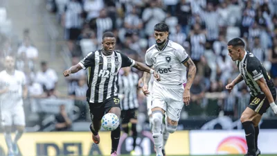 Hulk pisou no CT do Fluminense e a narrativa do reforço decorativo já não cola