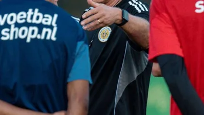 Dick Advocaat, 78 anos, pode virar o técnico mais velho da história das Copas