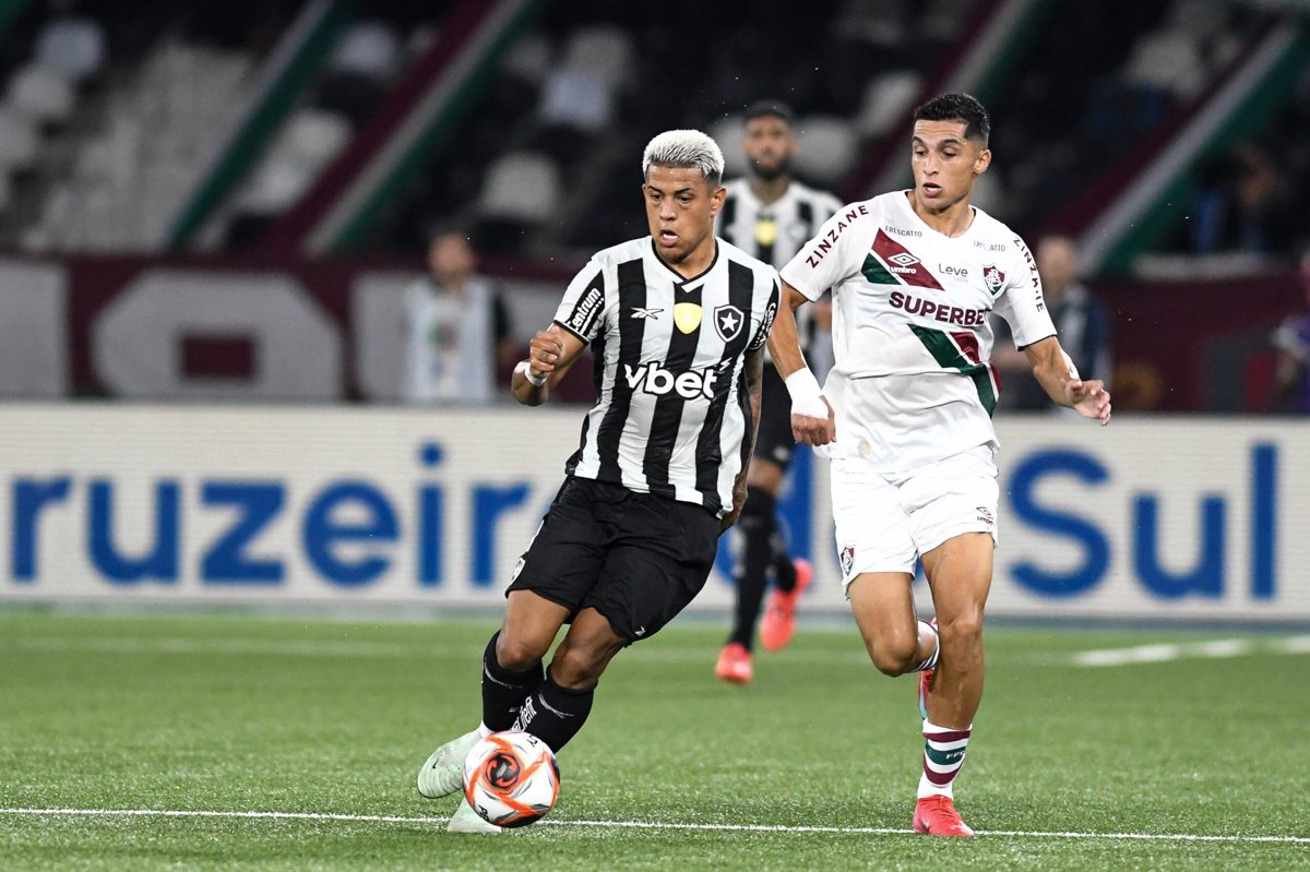 A guerra de decisões que empacou a SAF do Botafogo O que está em jogo no Botafog