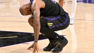 LeBron vai jogar mais uma temporada ou está na hora de soltar o bastão