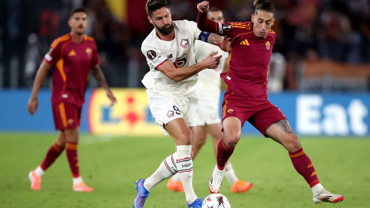 Bradley Barcola comemora gol pelo PSG contra o Lens na Ligue 1 2025/2026