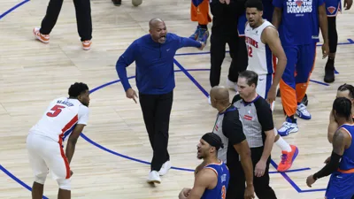 A NBA admitiu o erro e mesmo assim os Pistons perderam